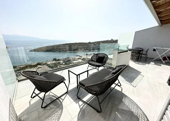 Penthouse Sea View Apartments