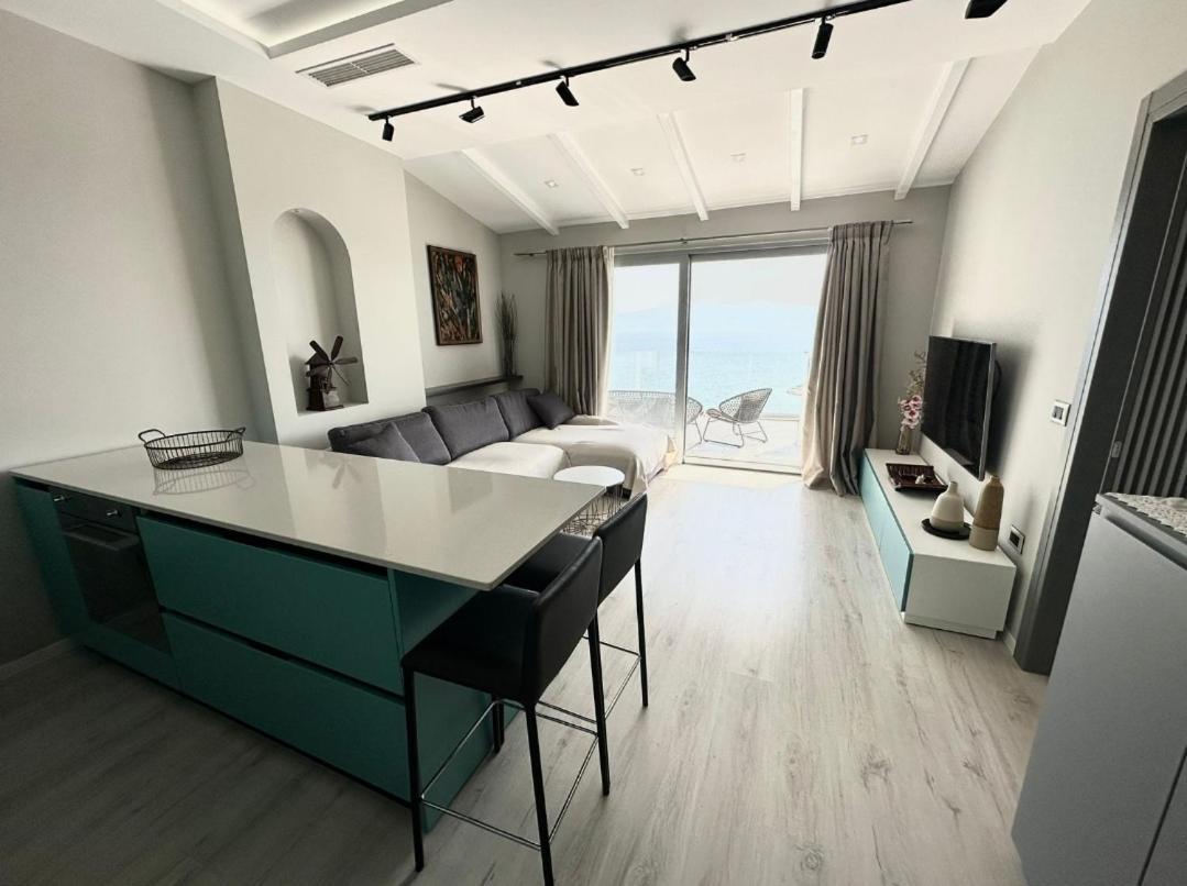 Penthouse Sea View Apartamento Sarandë